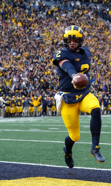 Top 25 Takeaways: Michigan’s path to CFP; Holgo for the win
